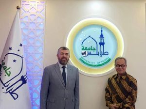 Kunjungi Universitas di Lebanon, Dubes RI Harap Peningkatan Kerja Sama Kunjungi Universitas di Lebanon, Dubes RI Harap Peningkatan Kerja Sama