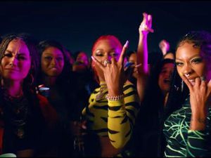 Agnez MO Adu Seksi dengan Nicki Minaj di Klip Megan Thee Stallion