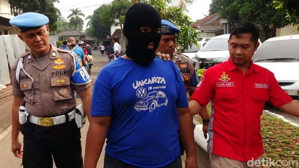 Ini Pelaku Pemerkosaan Bocah 10 Tahun di Gunung Putri Ini Pelaku Pemerkosaan Bocah 10 Tahun di Gunung Putri