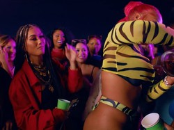 Muncul di Klip Pamer Bokong, Agnez Mo Didukung Gandeng Nicki Minaj