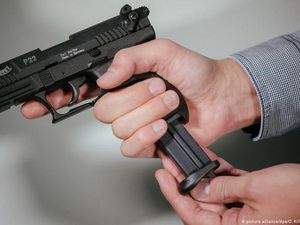 Polisi: Airsoft Gun Diacungkan Wisatawan di Puncak Hanya Mainan Polisi: Airsoft Gun Diacungkan Wisatawan di Puncak Hanya Mainan