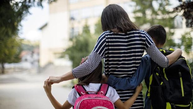 2 cara membuat anak semangat pergi ke sekolah
