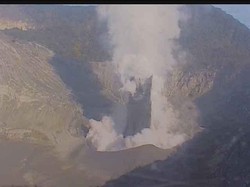 Gunung Tangkuban Perahu Erupsi Lagi, Ini Imbauan Buat Wisatawan