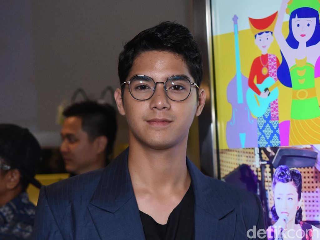 Jerinx Tanya Ahmad Dhani Anda Laki?, Al Ghazali Membela Jerinx Tanya Ahmad Dhani Anda Laki?, Al Ghazali Membela