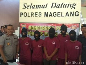 Waduh! Begitu Mudahnya Beli Tembakau Gorilla Via Medsos Waduh! Begitu Mudahnya Beli Tembakau Gorilla Via Medsos