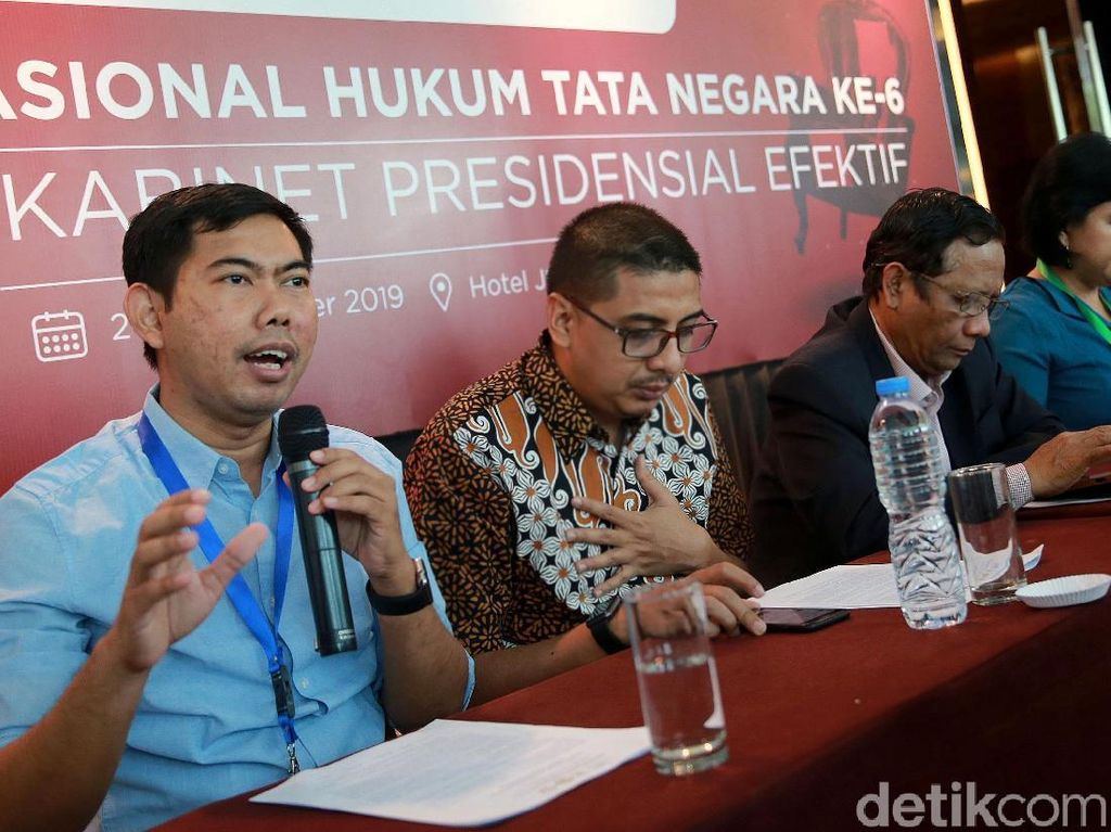 Pakar: Menteri Tak Perlu Dikotomi Parpol/Nonparpol, yang Penting Profesional Pakar: Menteri Tak Perlu Dikotomi Parpol/Nonparpol, yang Penting Profesional