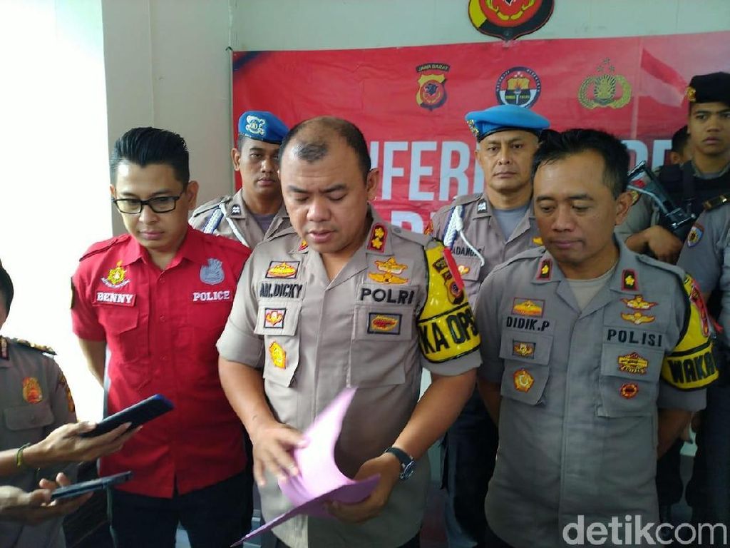 Polisi Sebut Remaja Pemerkosa Bocah di Bogor Punya Kelainan Seksual Polisi Sebut Remaja Pemerkosa Bocah di Bogor Punya Kelainan Seksual