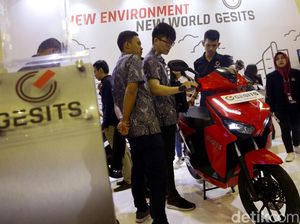 Menristekdikti: Kampus Harus Pakai Motor Listrik, Minimal 20 Unit Menristekdikti: Kampus Harus Pakai Motor Listrik, Minimal 20 Unit