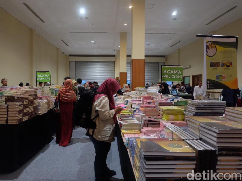 Sukses Besar, 42 Hak Cipta Buku Terjual di IIBF 2019 Sukses Besar, 42 Hak Cipta Buku Terjual di IIBF 2019