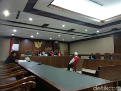 Sidang Vonis 5 Terdakwa Perusuh 22 Mei Ditunda
