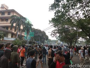 Tawuran Antar Remaja Pecah di Manggarai Sore Ini