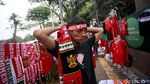 Beragam Pernak-Pernik Timnas Garuda Berjejer di Komplek GBK