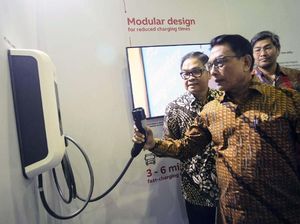 Luhut dan Moeldoko Tinjau IEMS 2019