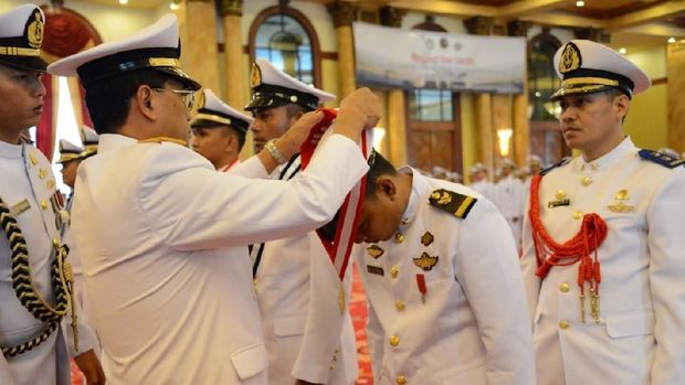Menhub Budi Karya Lantik Pelaut Lulusan BP3IP Jakarta