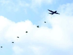 Prajurit TNI Unjuk Kekuatan di Papua