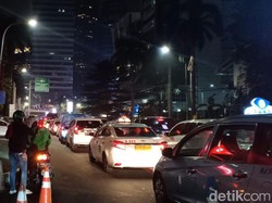 Usai Laga Sepakbola Indonesia vs Malaysia, Sisi Luar GBK Macet