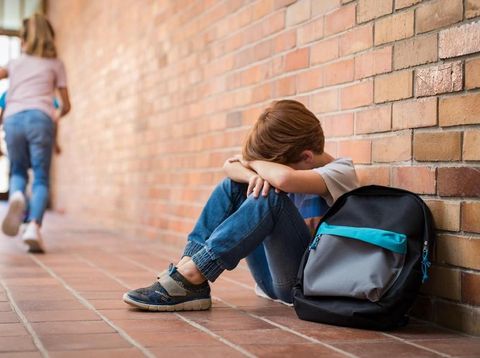 Belajar dari Kasus Bully Terhadap Melly Goeslaw, Hati-hati Bersikap