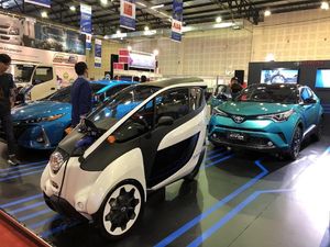 Aneka Kendaraan Elektrifikasi Toyota