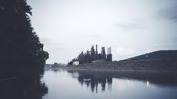 5 Lokasi Konser yang Memukau di Dunia