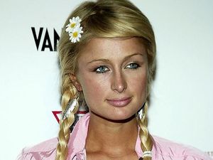 Pengakuan Mengejutkan Paris Hilton Soal Penyiksaan yang Dialami Saat Remaja Pengakuan Mengejutkan Paris Hilton Soal Penyiksaan yang Dialami Saat Remaja