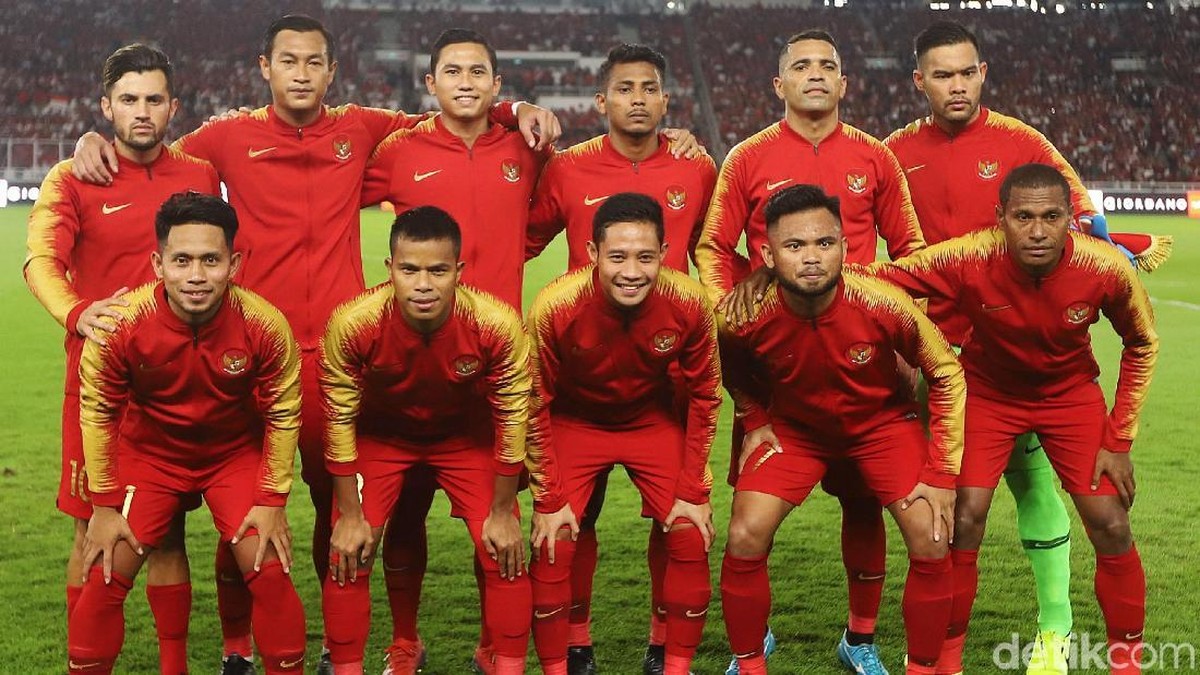 Timnas Indonesia masih belum mengumumkan apparel resmi di jerseynya (Foto: Agung Pambudhy)