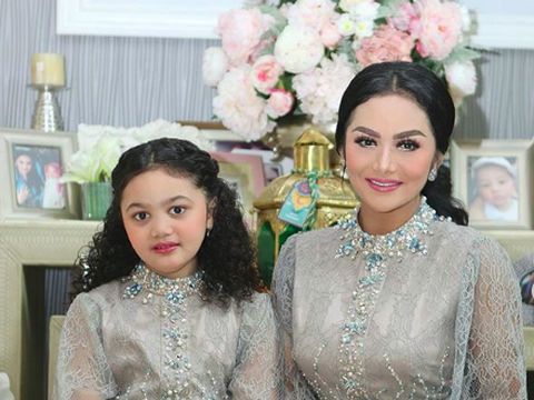 Makin Sibuk Setelah Jadi Anggota DPR, Ini Janji KD pada Anak & Suami