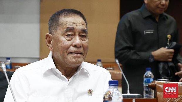 Menteri Pertahanan (Menhan) Ryamizard Ryacudu saat Rapat Kerja dengan Komisi I DPR RI. Jakarta, Kamis, 5 September 2019.CNN Indonesia/Andry Novelino