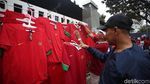 Beragam Pernak-Pernik Timnas Garuda Berjejer di Komplek GBK
