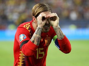 Wasit Salah Paham soal Selebrasi Kacamata Sergio Ramos