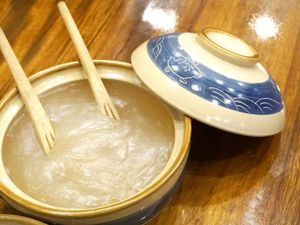 10 Makanan Khas Papua yang Unik, Banyak yang dari Bahan Sagu 10 Makanan Khas Papua yang Unik, Banyak yang dari Bahan Sagu