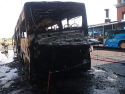 Penyebab Bus Terbakar di Bandara Ngurah Rai Masih Diinvestigasi
