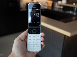 Lebih Dekat dengan Nokia 2720 Reborn Lebih Dekat dengan Nokia 2720 Reborn