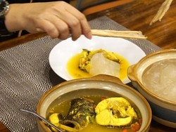 Cara Makan Papeda Makanan Khas Papua dengan Benar