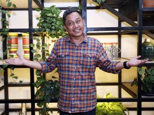 Tak Hanya Iklan, Totos Rasiti Jajaki Film dan Sinetron