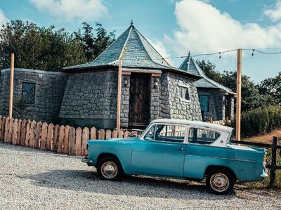 Foto: Penginapan Unik Replika Rumah Hagrid