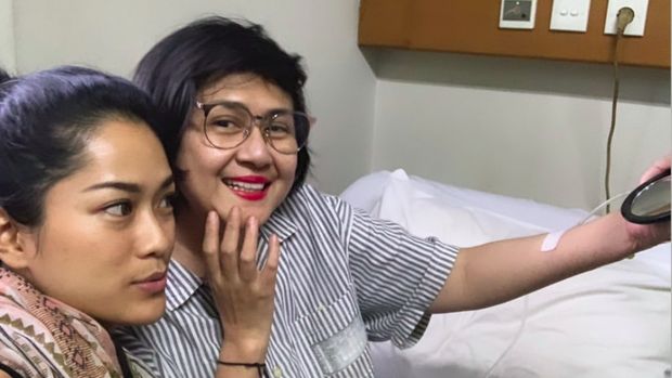 Prisia Nasution dan Ria Irawan
