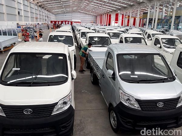 Tak Percaya Esemka Sudah Produksi Mobil, Nih Lihat Pabriknya