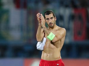 Bertahan di Roma, Mkhitaryan: Tentu Saja