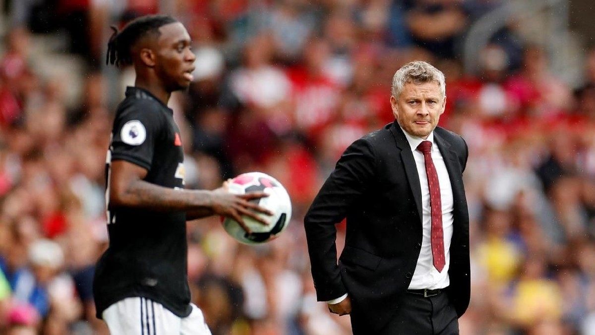 Steve Walsh menilai Manchester United mengambil keputusan yang kurang bijak dengan mendatangkan Aaron Wan-Bissaka (Foto: Action Images via Reuters/John Sibley)