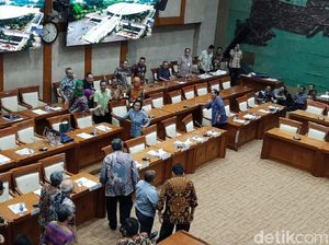 Pimpinan Rapat DPR Cuma 1, Sri Mulyani Batal Dapat Restu Anggaran Rp 44 T