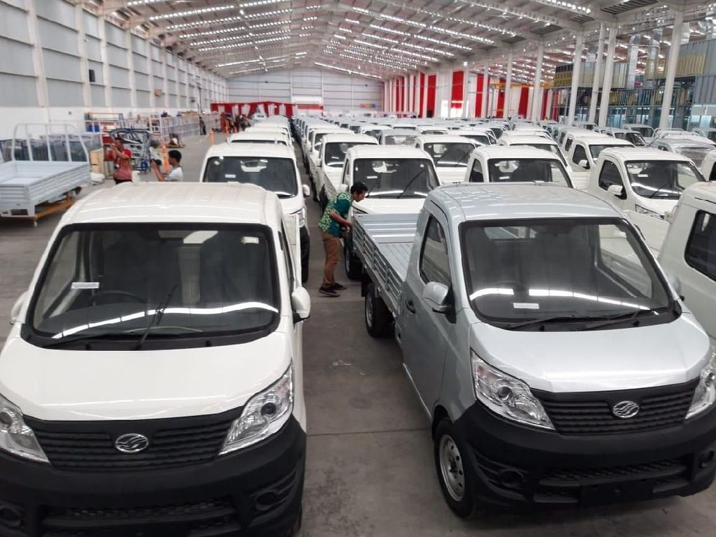 Pantaskah Esemka Ikut Pameran Otomotif Berskala Internasional? Pantaskah Esemka Ikut Pameran Otomotif Berskala Internasional?