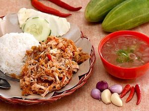 Maknyus! 10 Ayam Geprek dengan Sambal Super Pedas di Jakarta Maknyus! 10 Ayam Geprek dengan Sambal Super Pedas di Jakarta