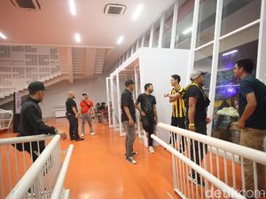 Suporter Malaysia Berhasil Tinggalkan GBK Tengah Malam