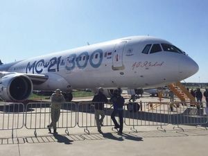 Rusia Luncurkan Pesawat Baru Saingan Boeing dan Airbus