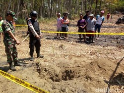 Bom Latih Sukhoi Jatuh di Kebun Tebu Lumajang