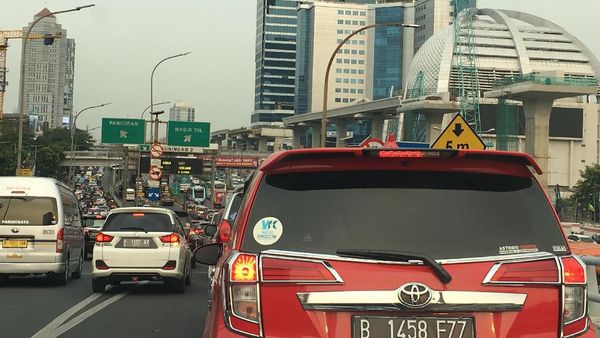 Siap-siap Ditilang Rp 500 Ribu Kalau Masih Suka Nyerobot Gini