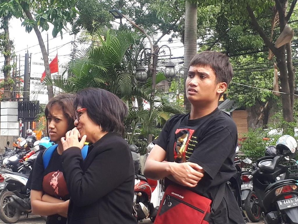 15 Tahun Kasus Munir, Keluarga Kembali Cari Ruang Ajukan Upaya Hukum 15 Tahun Kasus Munir, Keluarga Kembali Cari Ruang Ajukan Upaya Hukum