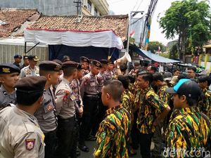 Gagal Masuk DPP Lagi, AMPG Pro-Bamsoet Protes Airlangga Gagal Masuk DPP Lagi, AMPG Pro-Bamsoet Protes Airlangga