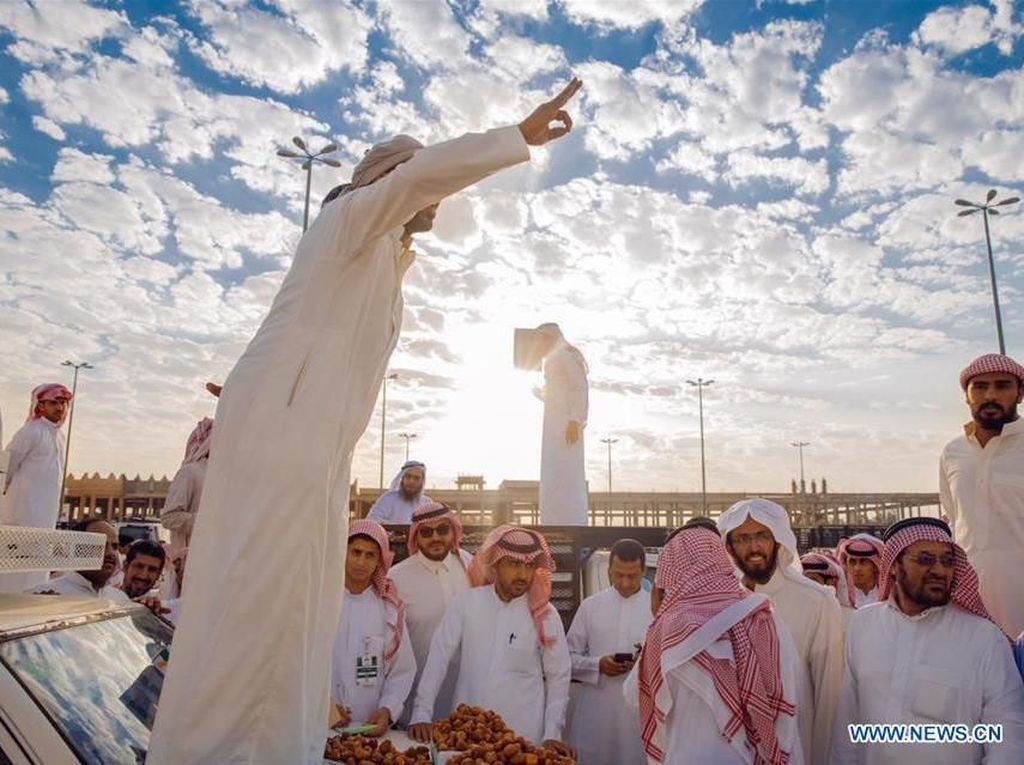 Minyak Tak Lagi Jadi Andalan, Kerajaan Arab Bisa Apa? Minyak Tak Lagi Jadi Andalan, Kerajaan Arab Bisa Apa?