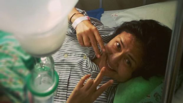 Ria Irawan tengah dirawat